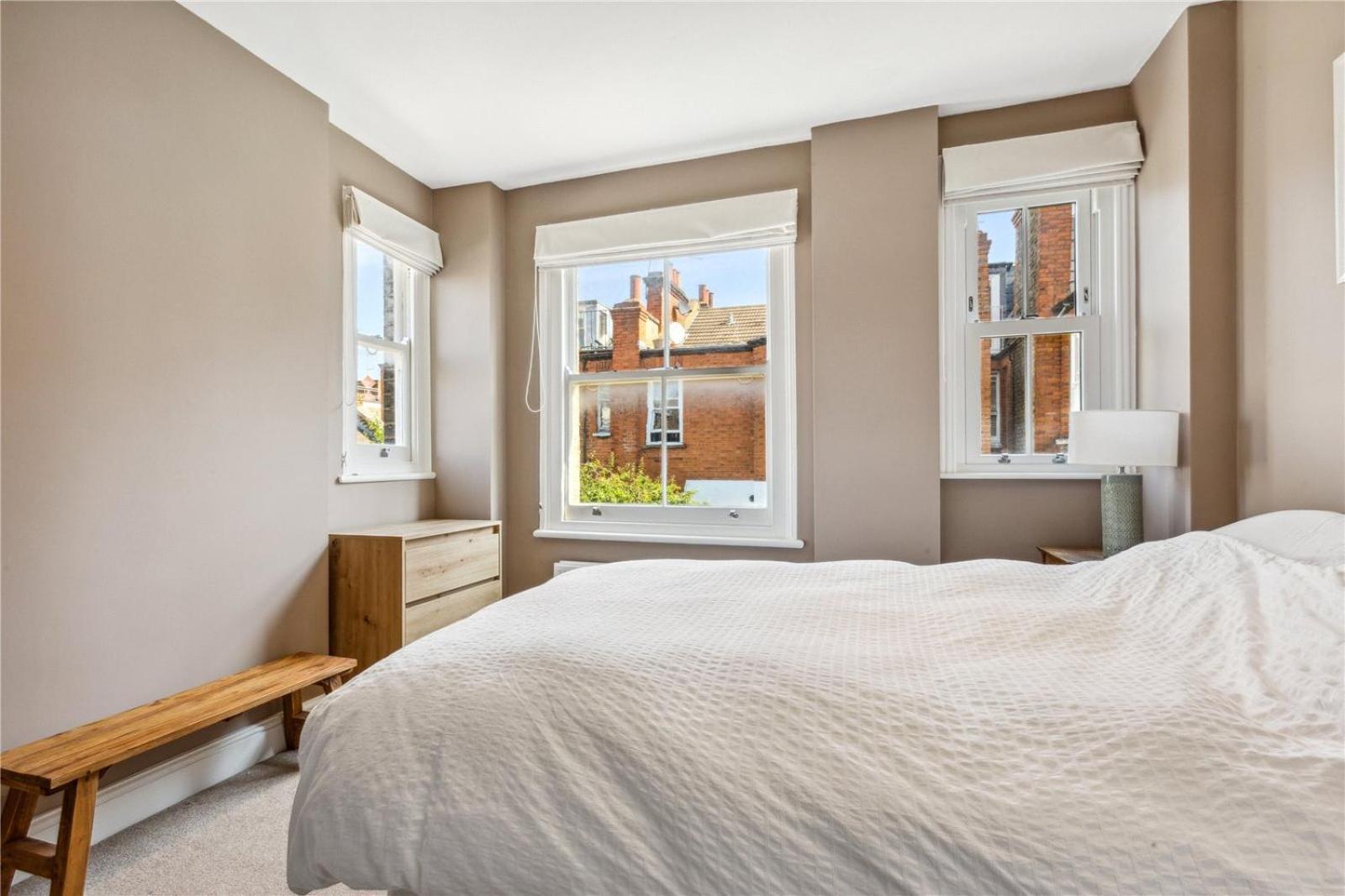 Elegant And Well-connected 2bd Flat Fulham Appartement Londen