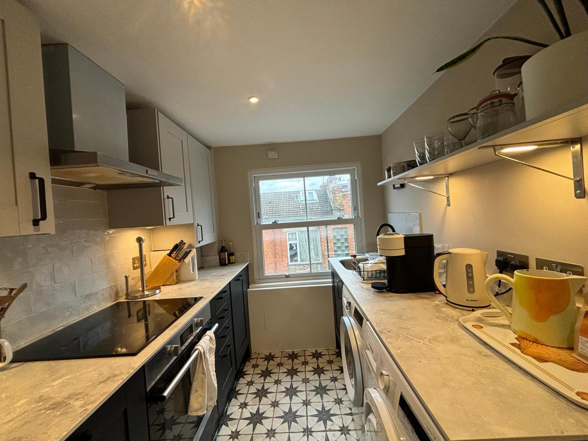 Appartement Elegant And Well-connected 2bd Flat Fulham Londen