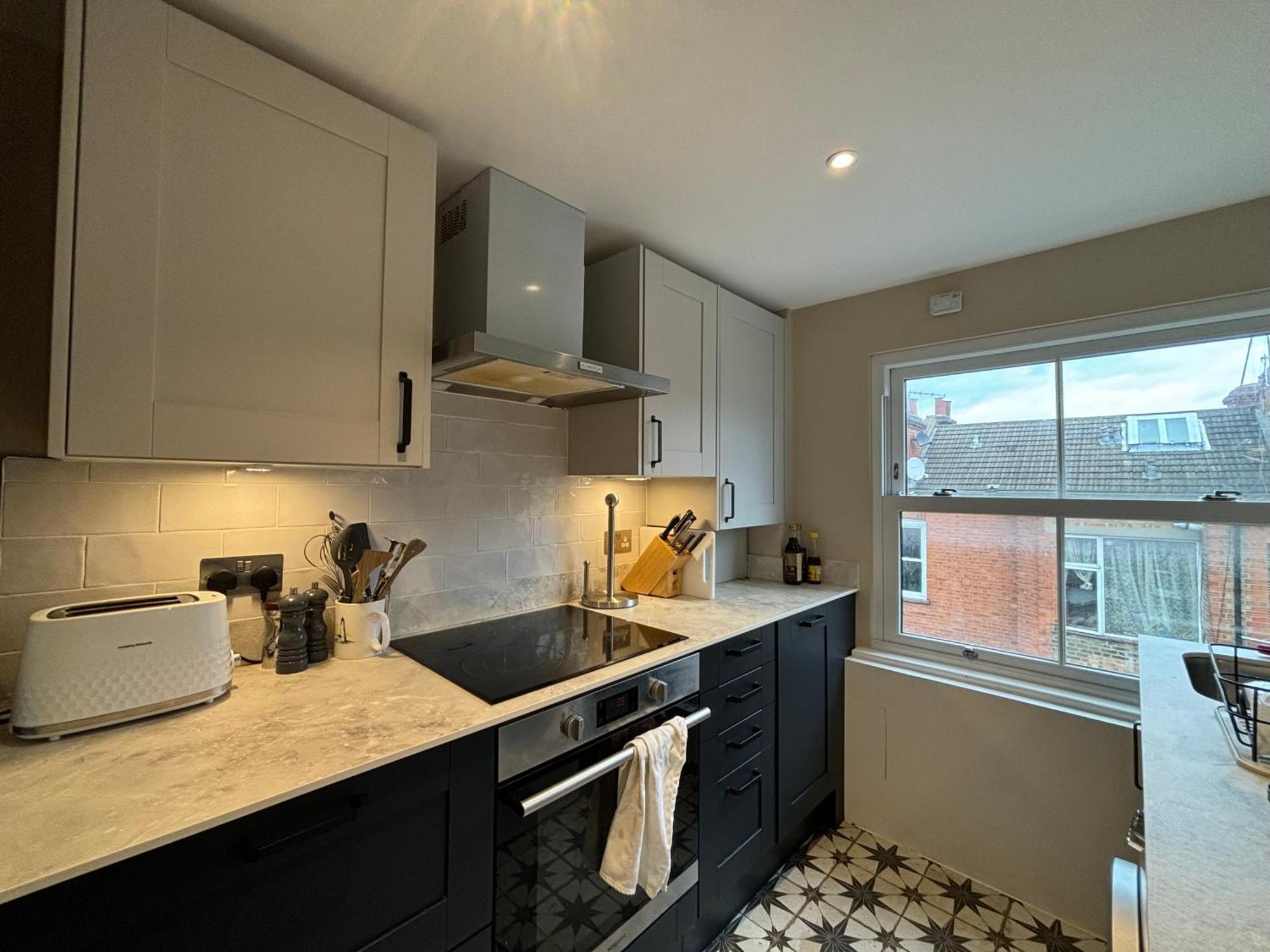 Appartement Elegant And Well-connected 2bd Flat Fulham Londen